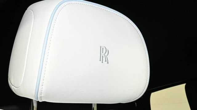 2023 Rolls-Royce Ghost Black Badge 2nd Gen - Image 17 of 20