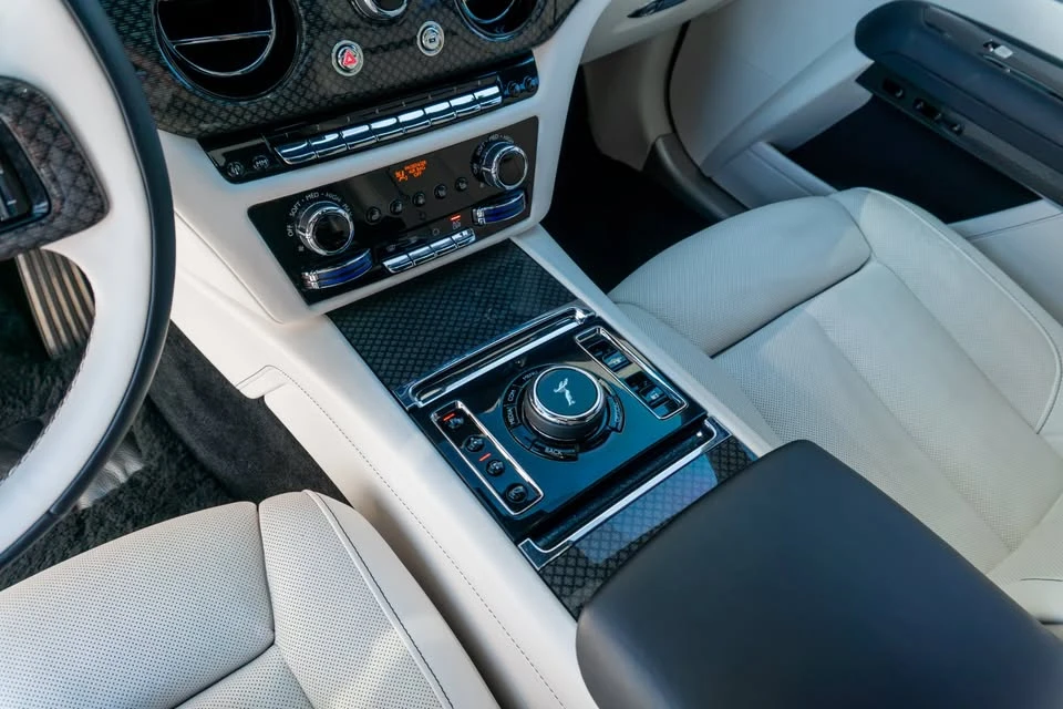 2023 Rolls-Royce Ghost Black Badge 2nd Gen - Image 18 of 20