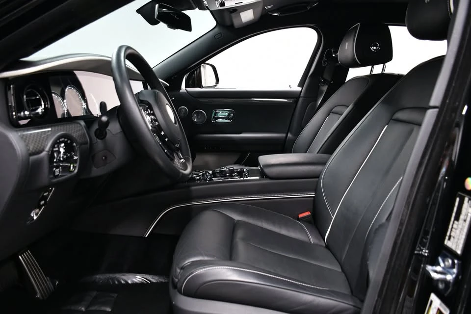 2023 Rolls-Royce Ghost Black Badge 2nd Gen - Image 11 of 20