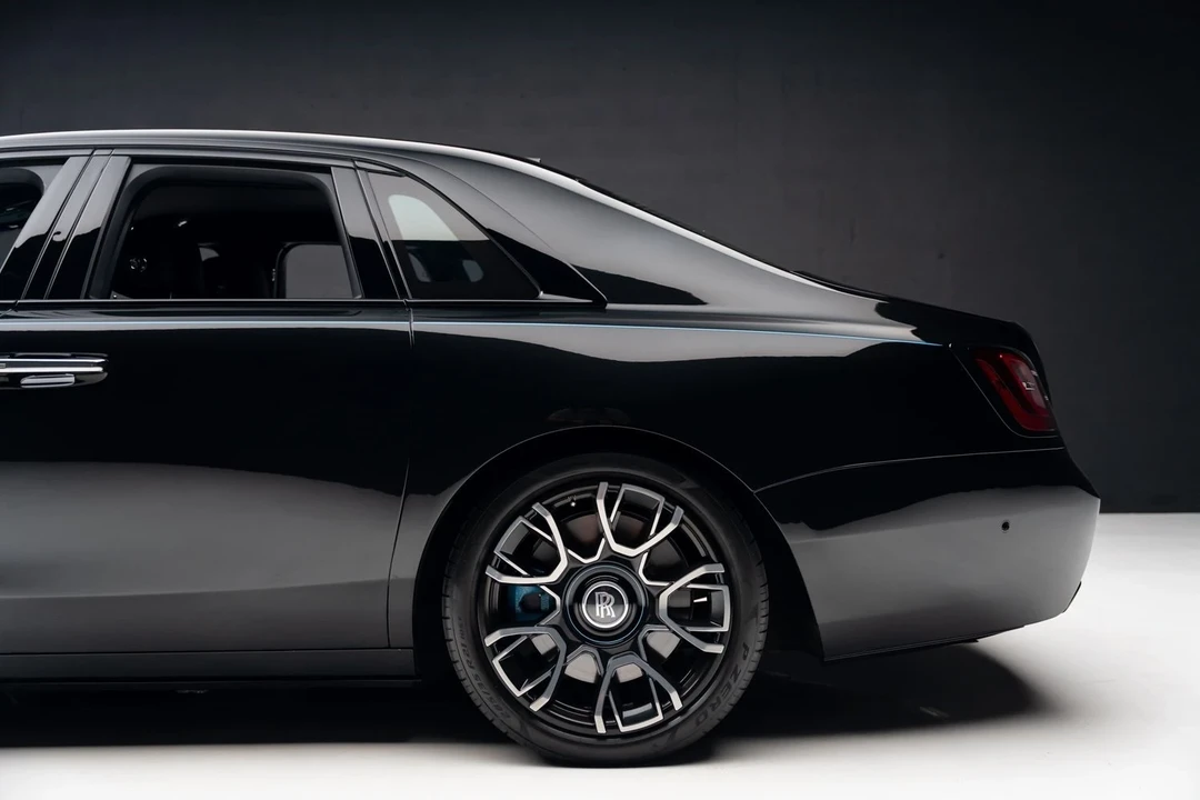 2023 Rolls-Royce Ghost Black Badge 2nd Gen - Image 20 of 21