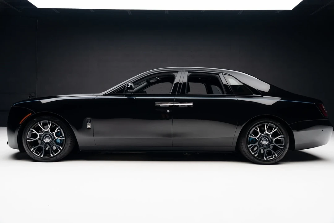 2023 Rolls-Royce Ghost Black Badge 2nd Gen - Image 17 of 21