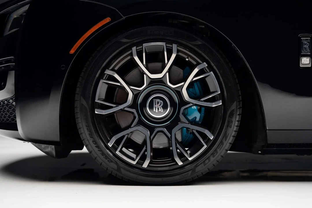 2023 Rolls-Royce Ghost Black Badge 2nd Gen - Image 19 of 21