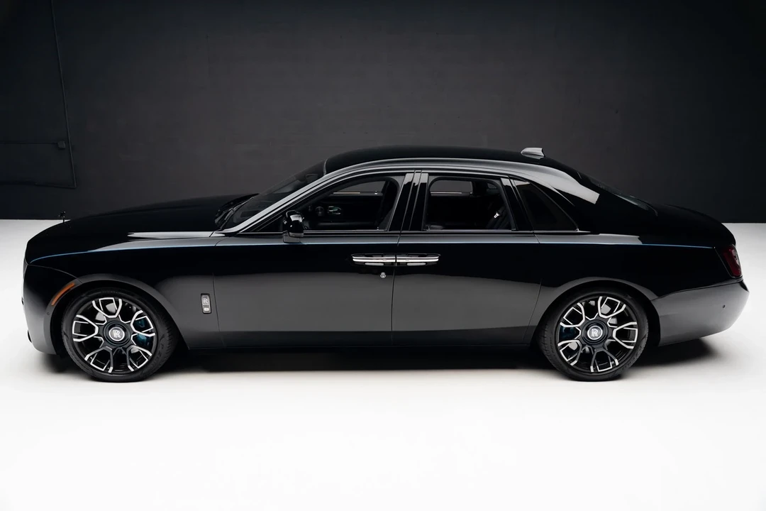 2023 Rolls-Royce Ghost Black Badge 2nd Gen - Image 16 of 21