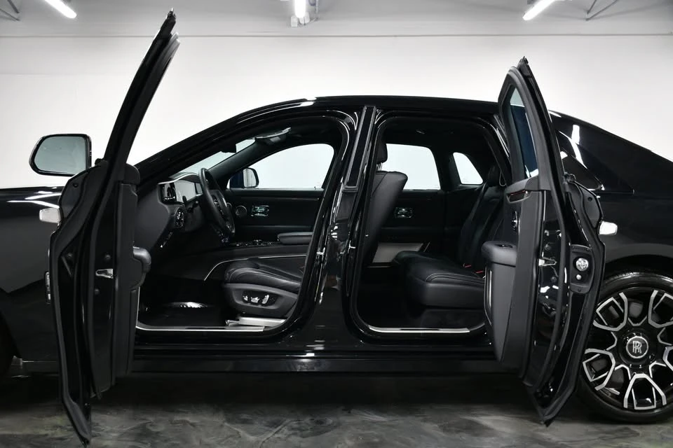 2023 Rolls-Royce Ghost Black Badge 2nd Gen - Image 10 of 20