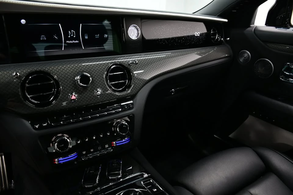 2023 Rolls-Royce Ghost Black Badge 2nd Gen - Image 17 of 20