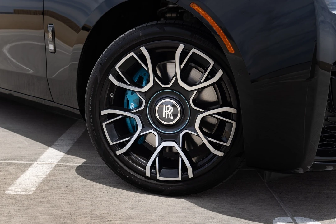 2023 Rolls-Royce Ghost 2nd Gen - Image 17 of 31