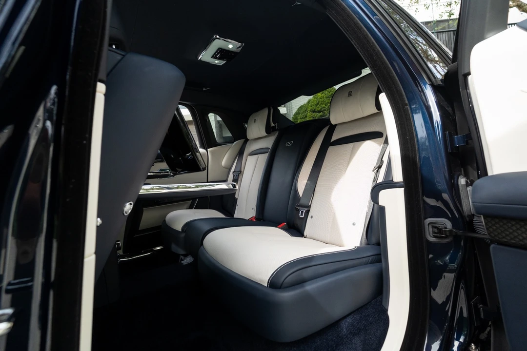 2023 Rolls-Royce Ghost 2nd Gen - Image 7 of 12