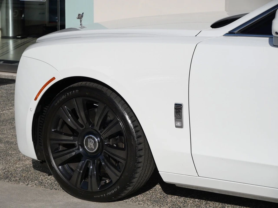 2023 Rolls-Royce Ghost 2nd Gen - Image 13 of 31