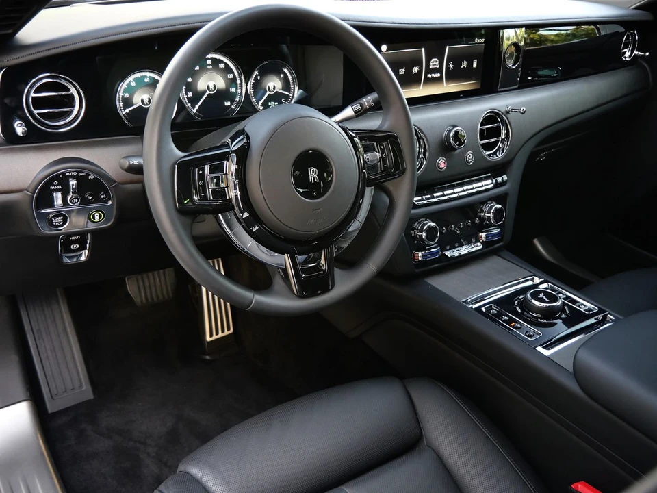 2023 Rolls-Royce Ghost 2nd Gen - Image 17 of 31