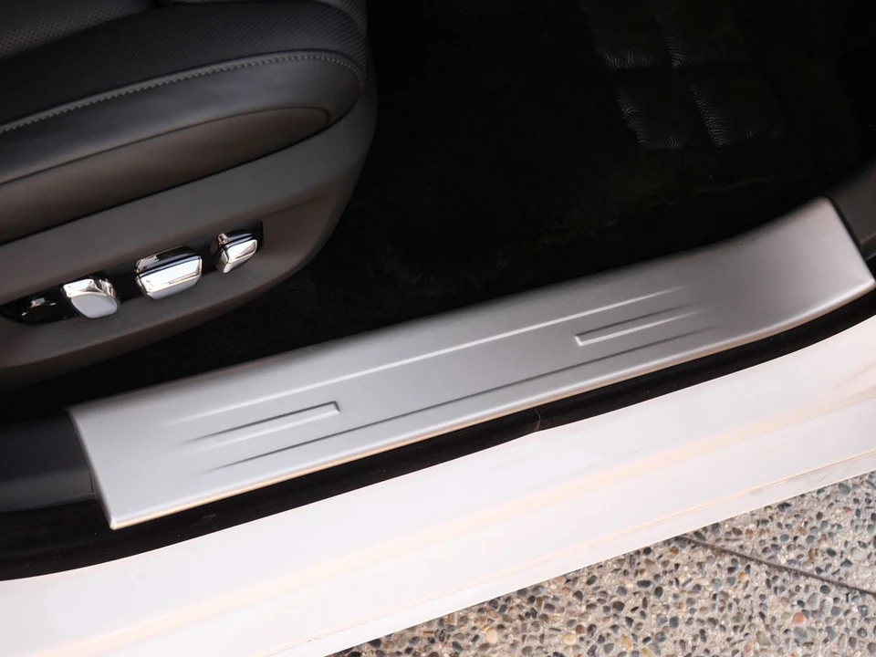 2023 Rolls-Royce Ghost 2nd Gen - Image 9 of 31