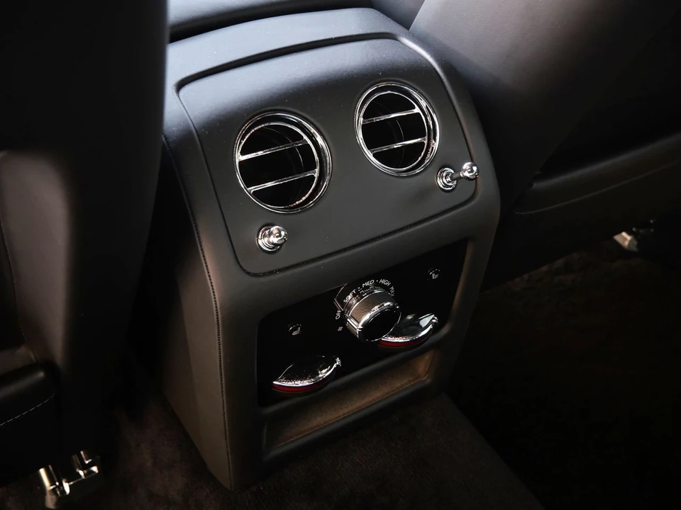 2023 Rolls-Royce Ghost 2nd Gen - Image 27 of 31