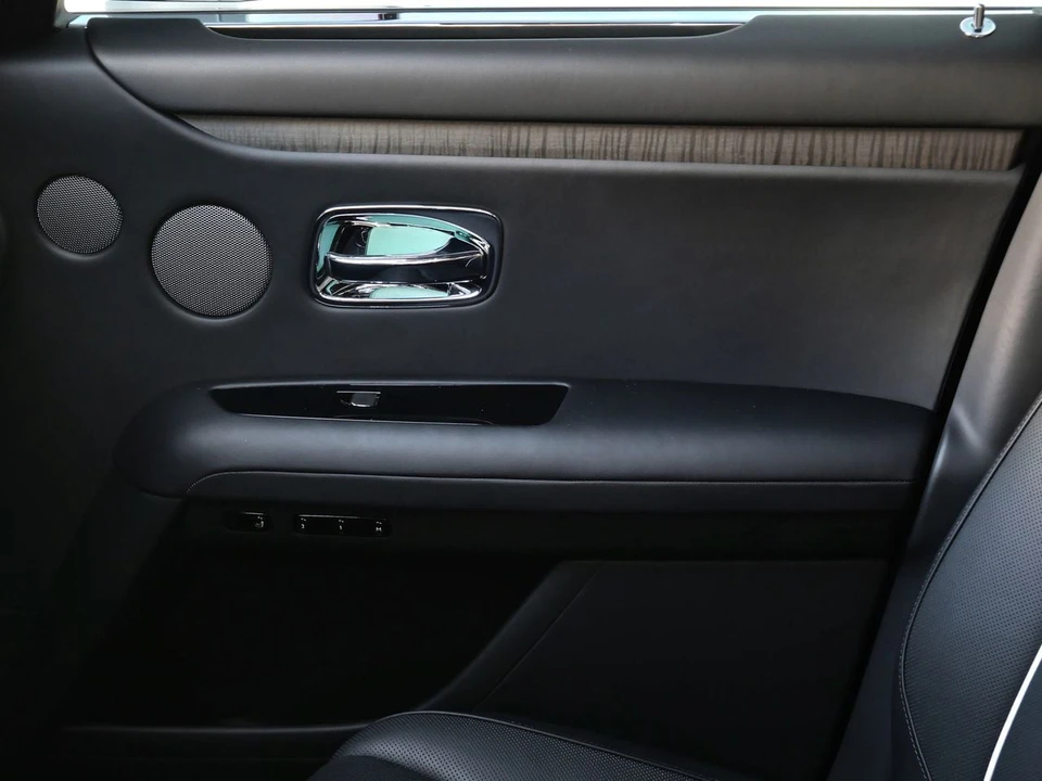 2023 Rolls-Royce Ghost 2nd Gen - Image 11 of 31