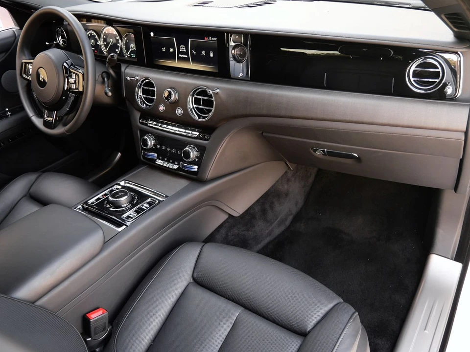 2023 Rolls-Royce Ghost 2nd Gen - Image 18 of 31