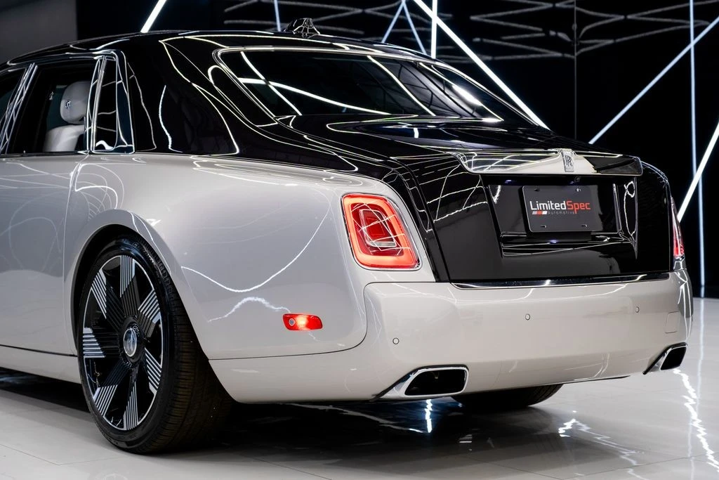 2023 Rolls-Royce Phantom VIII - Image 14 of 21