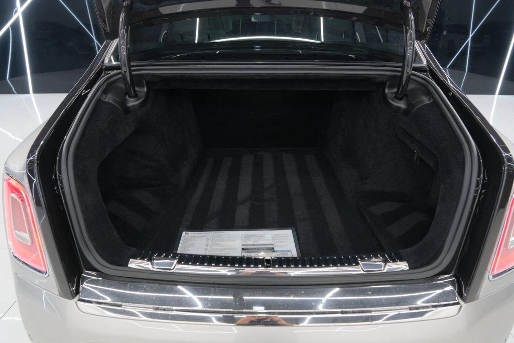 2023 Rolls-Royce Phantom VIII - Image 21 of 21