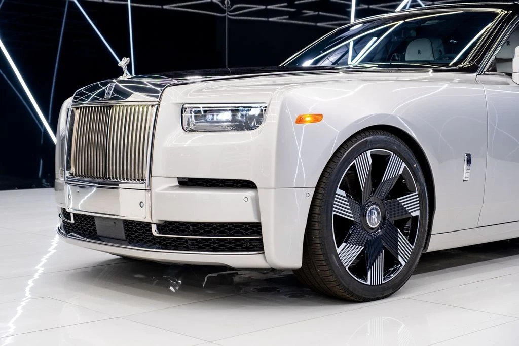 2023 Rolls-Royce Phantom VIII - Image 4 of 21