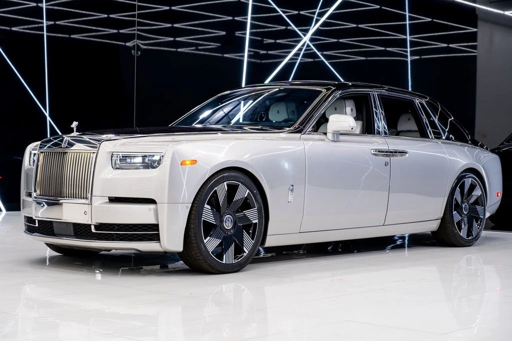 2023 Rolls-Royce Phantom VIII - Image 3 of 21