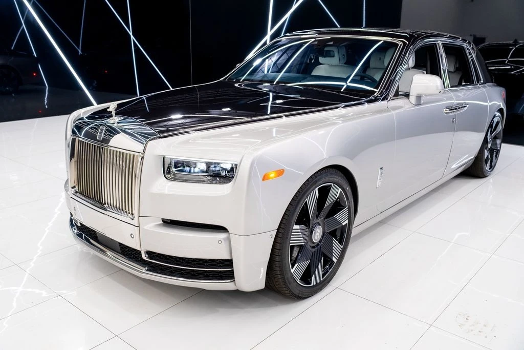 2023 Rolls-Royce Phantom VIII - Image 8 of 21