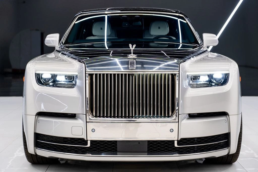 2023 Rolls-Royce Phantom VIII - Image 2 of 21