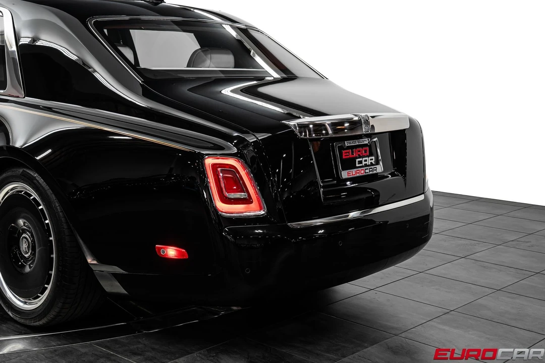 2023 Rolls-Royce Phantom VIII - Image 18 of 31