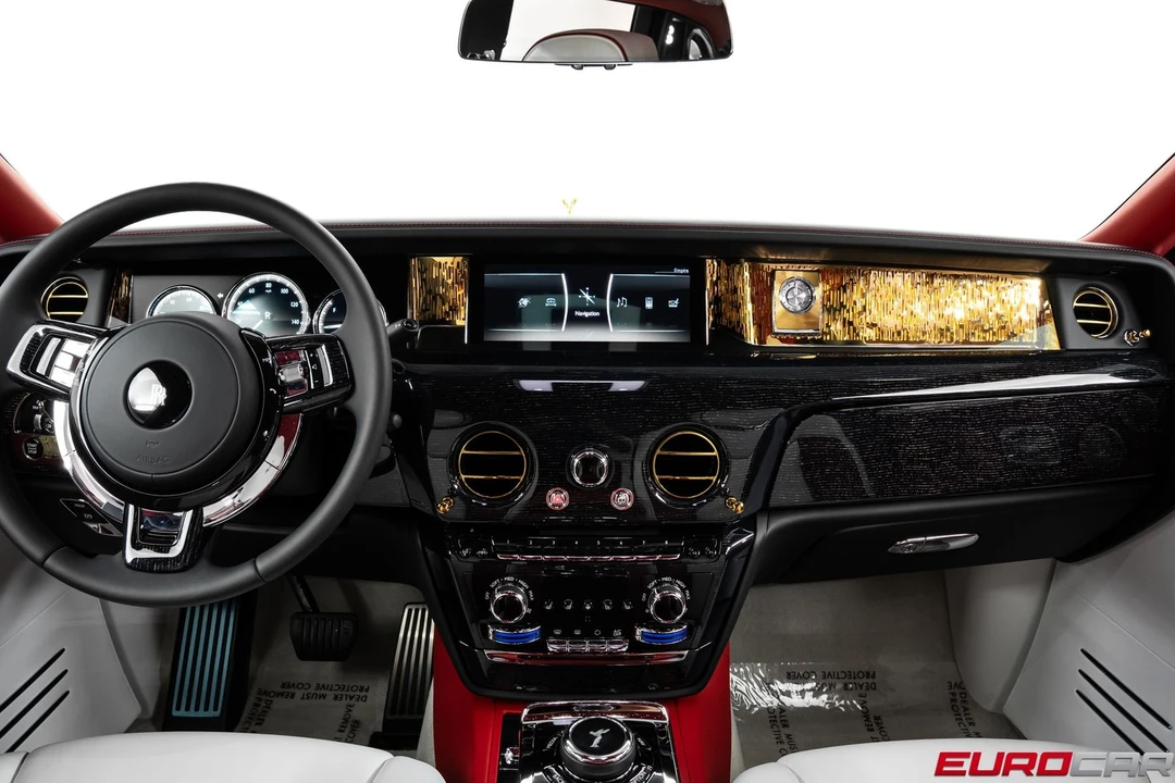 2023 Rolls-Royce Phantom VIII - Image 25 of 31