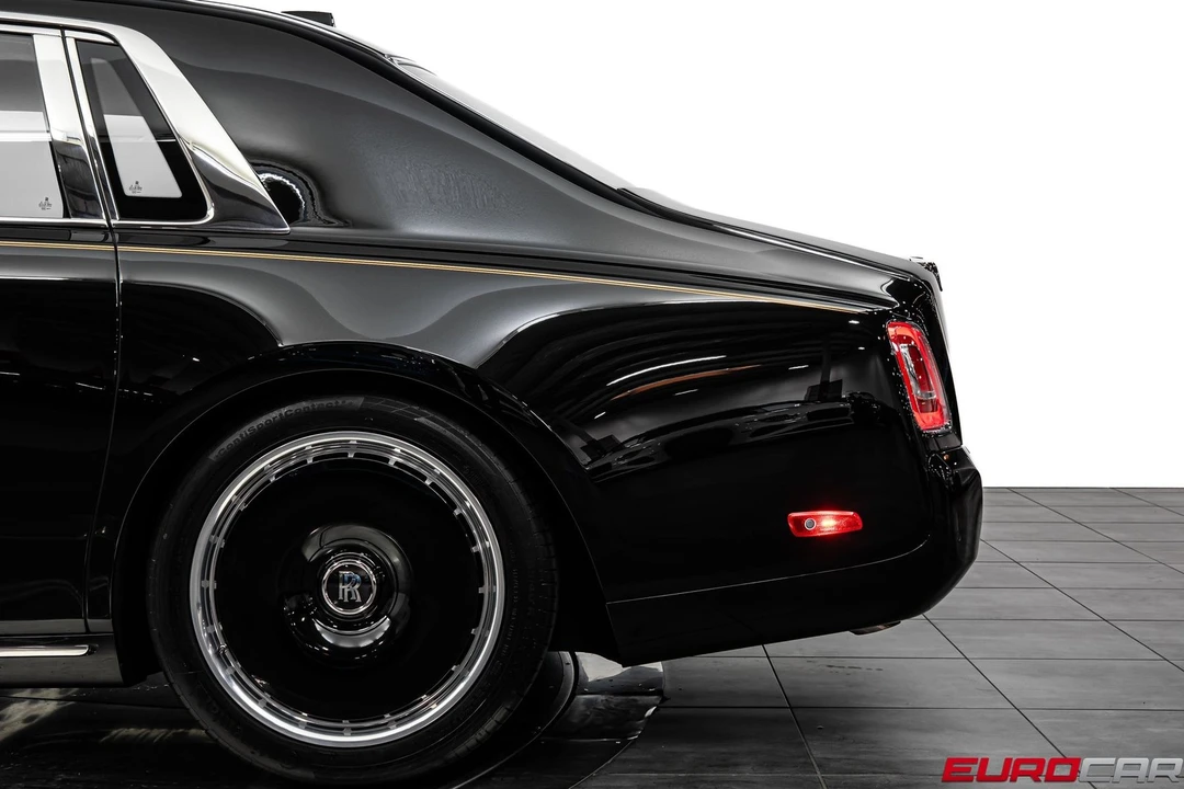 2023 Rolls-Royce Phantom VIII - Image 17 of 31