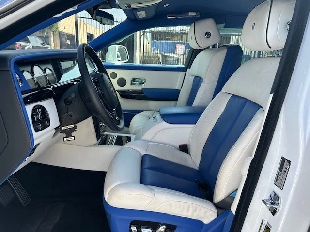 2023 Rolls-Royce Phantom VIII - Image 10 of 18