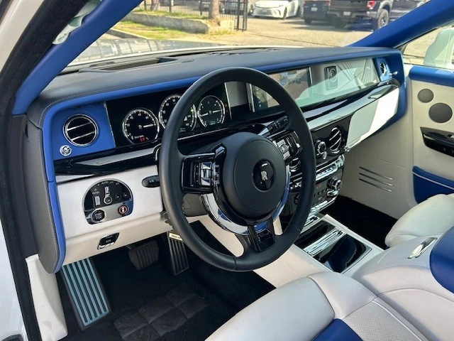 2023 Rolls-Royce Phantom VIII - Image 9 of 18