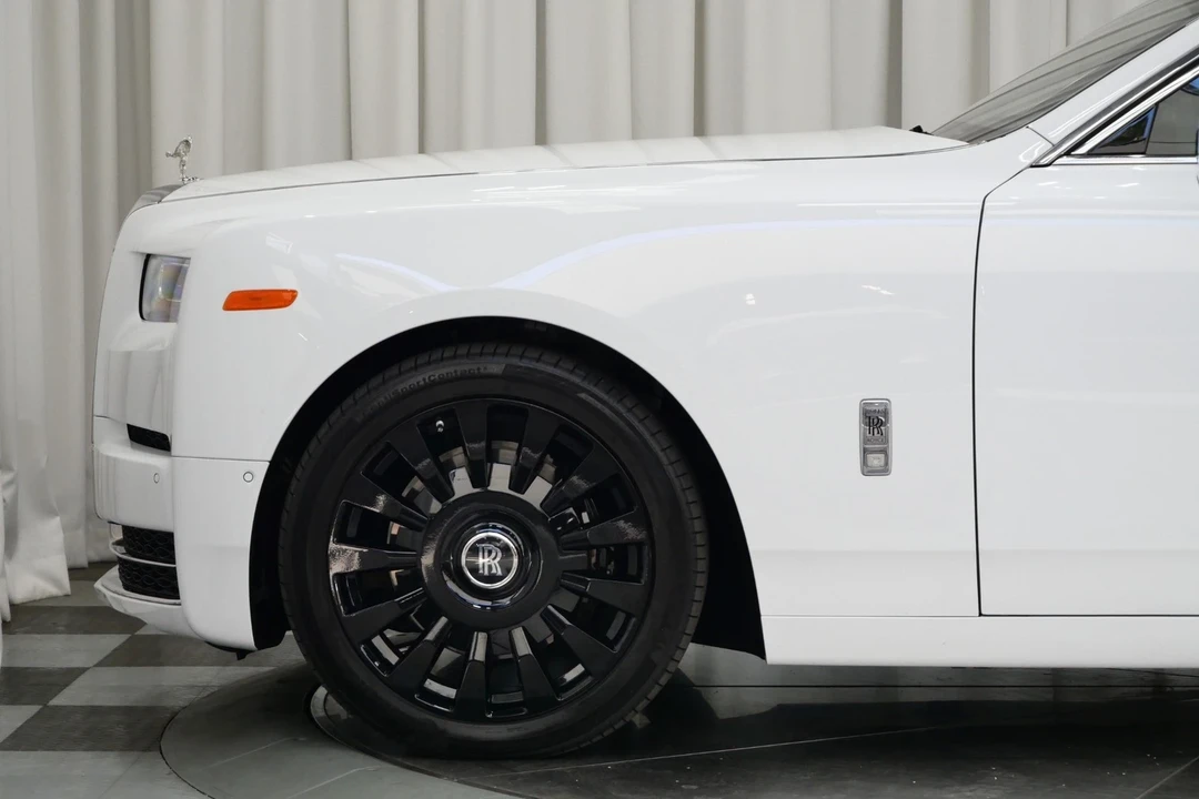 2023 Rolls-Royce Phantom VIII - Image 10 of 21