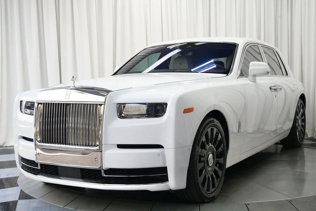 2023 Rolls-Royce Phantom VIII - Image 5 of 21