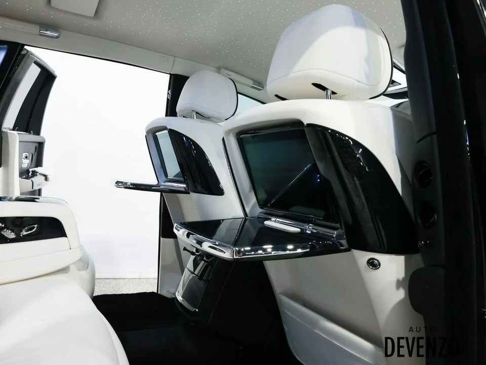 2023 Rolls-Royce Phantom VIII - Image 14 of 20