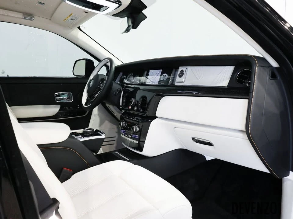 2023 Rolls-Royce Phantom VIII - Image 10 of 20