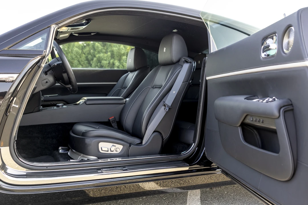 2023 Rolls-Royce Wraith Black Badge 2nd Gen - Image 5 of 8