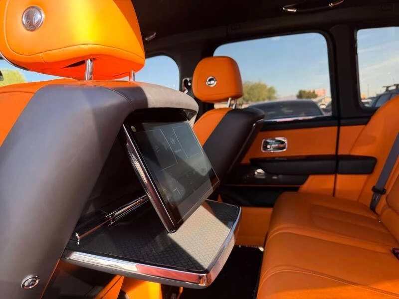 2023 Rolls-Royce Cullinan Black Badge - Image 12 of 16