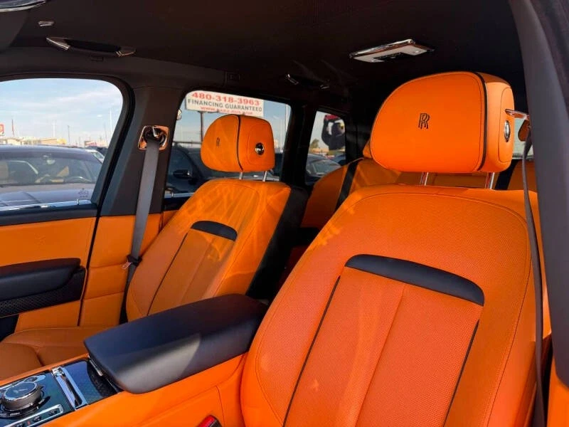2023 Rolls-Royce Cullinan Black Badge - Image 11 of 16