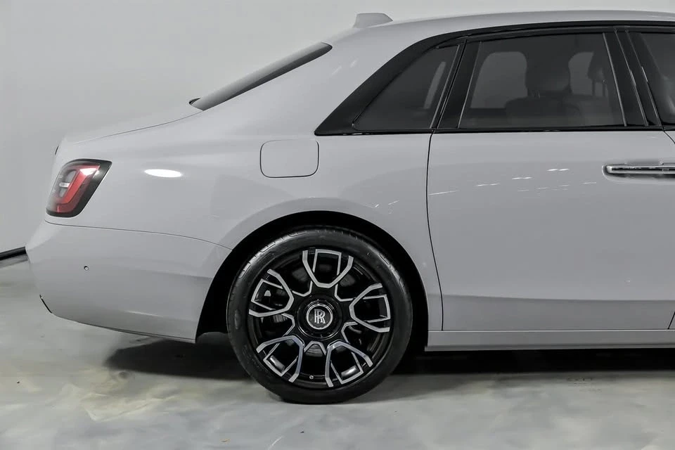 2023 Rolls-Royce Ghost Black Badge 2nd Gen - Image 13 of 20