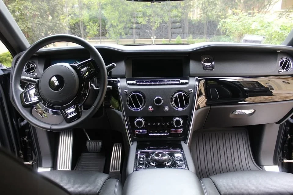 2023 Rolls-Royce Cullinan - Image 13 of 19