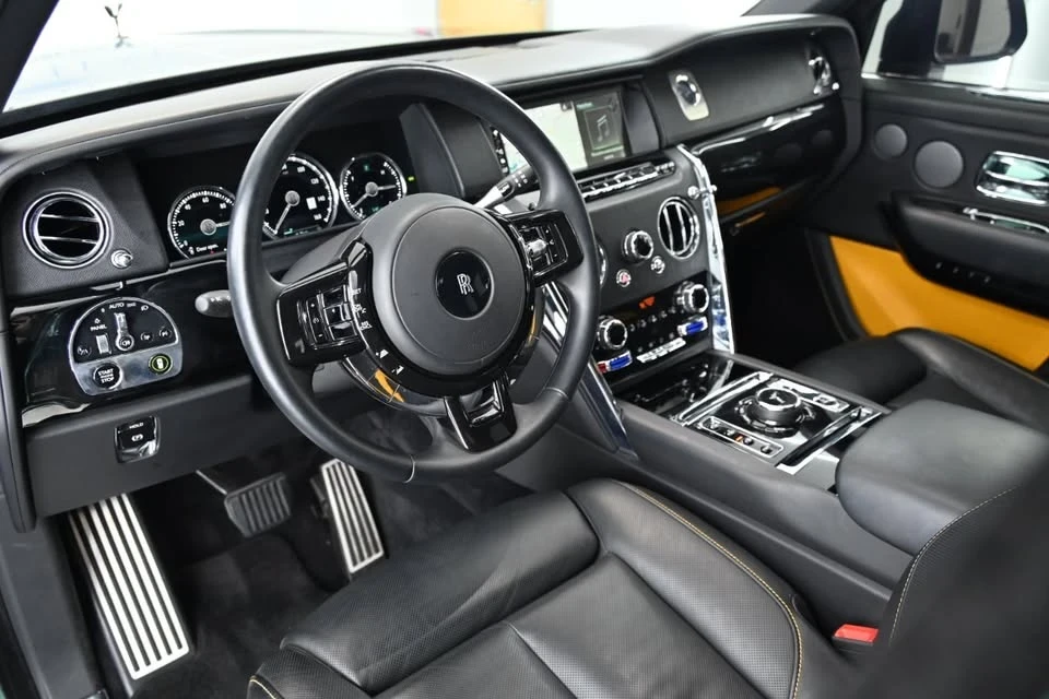 2023 Rolls-Royce Cullinan - Image 6 of 7