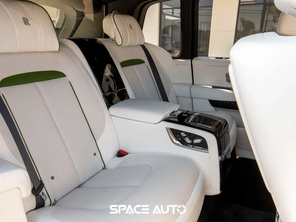 2023 Rolls-Royce Cullinan - Image 17 of 20