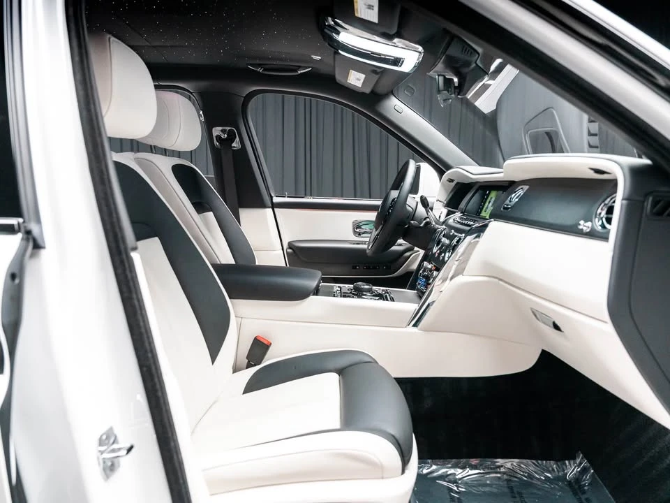 2023 Rolls-Royce Cullinan - Image 16 of 20