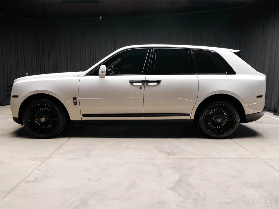 2023 Rolls-Royce Cullinan - Image 4 of 20