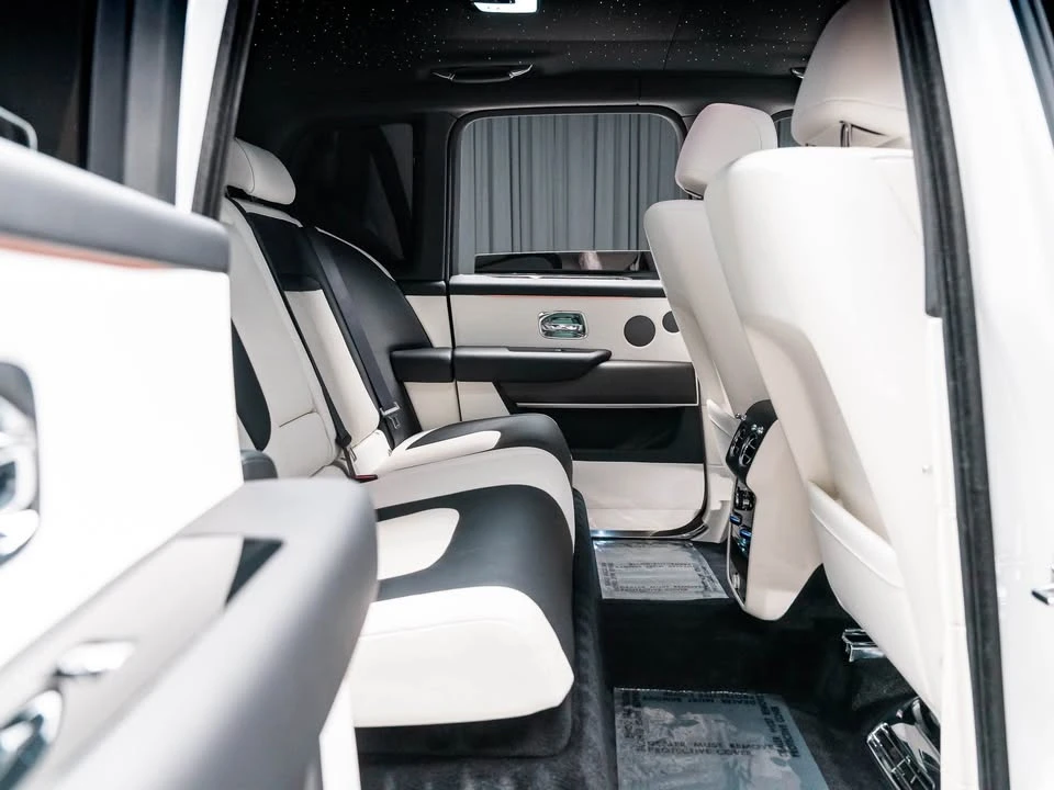 2023 Rolls-Royce Cullinan - Image 18 of 20
