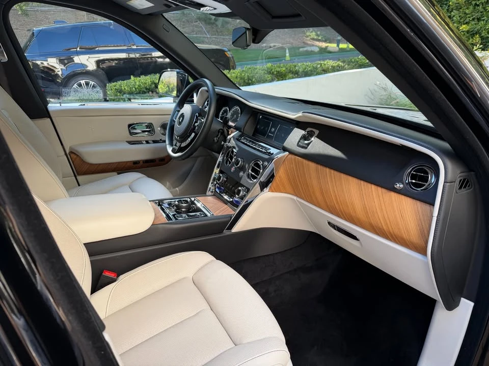 2023 Rolls-Royce Cullinan - Image 14 of 17
