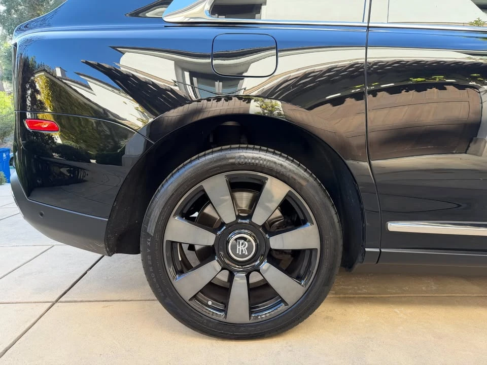 2023 Rolls-Royce Cullinan - Image 6 of 17