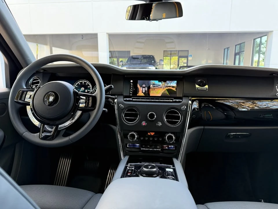2023 Rolls-Royce Cullinan - Image 17 of 20
