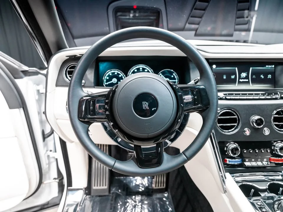 2023 Rolls-Royce Cullinan - Image 17 of 20