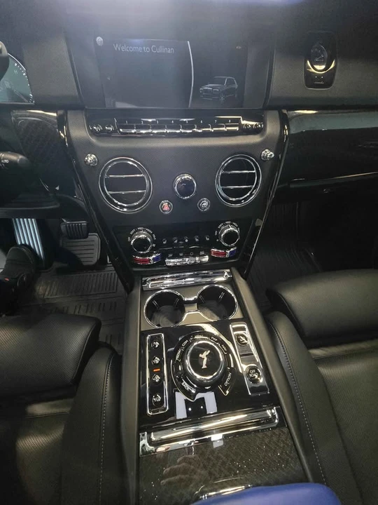 2023 Rolls-Royce Cullinan - Image 11 of 19