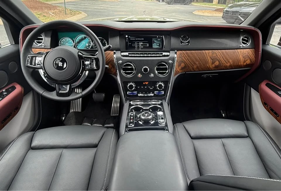 2023 Rolls-Royce Cullinan - Image 9 of 10
