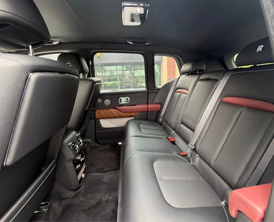 2023 Rolls-Royce Cullinan - Image 8 of 10