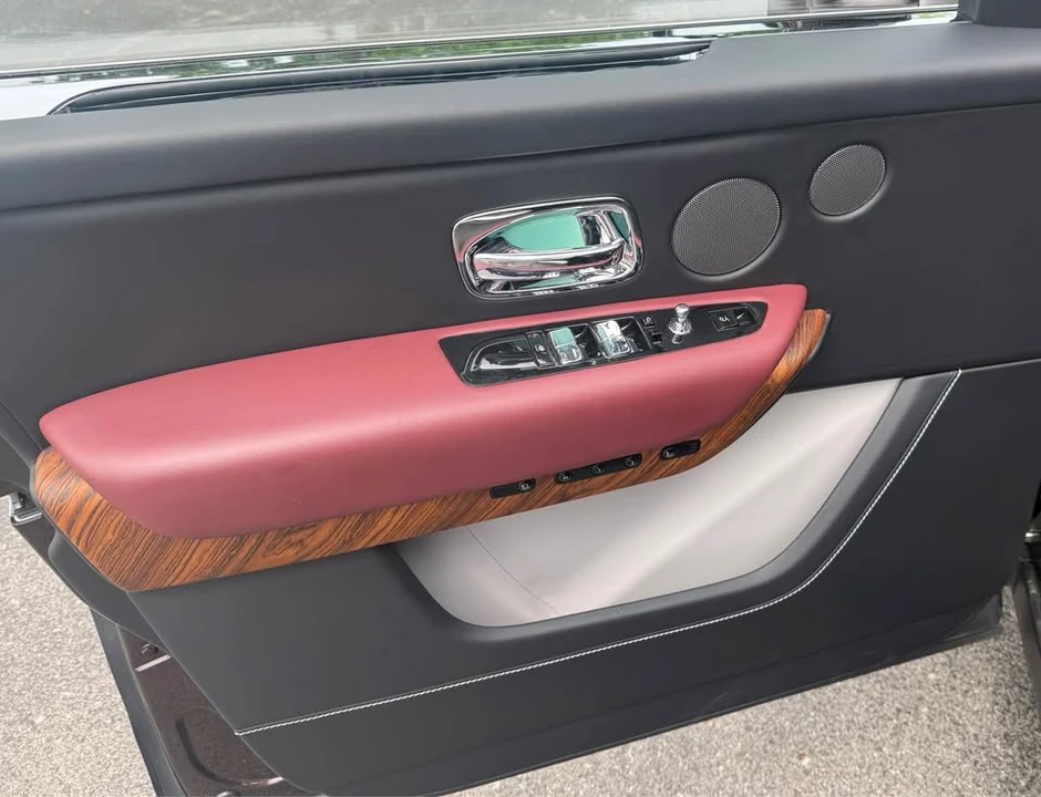 2023 Rolls-Royce Cullinan - Image 10 of 10